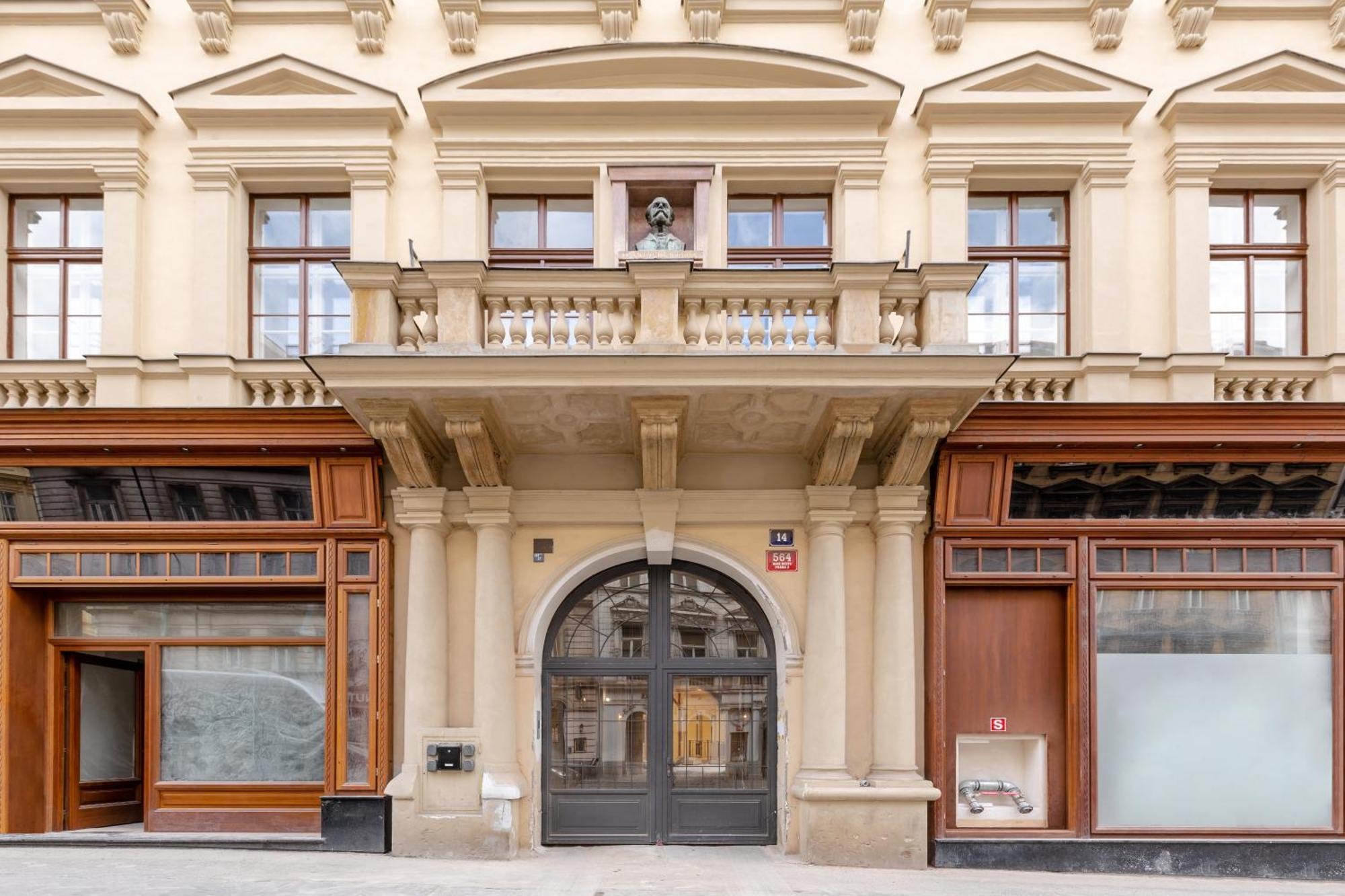 Turnkey I Antonin Dvorak Apartments Prague Luaran gambar